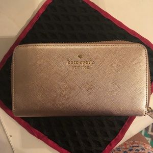 Kate spade ♠️ metallic gold wallet